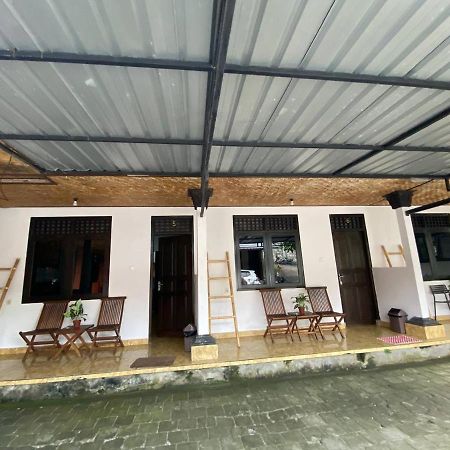 Padang-Padang Sari Homestay Uluwatu  Exterior photo