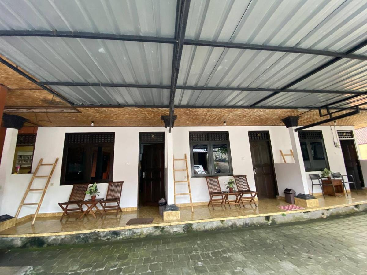 Padang-Padang Sari Homestay Uluwatu  Exterior photo